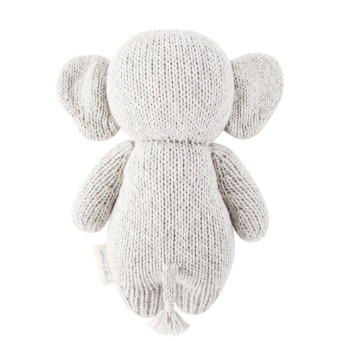 cuddle + kind - Baby Elephant