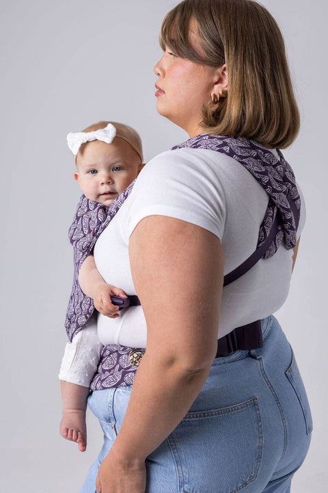 Mabē - Monarch Buckle Carrier