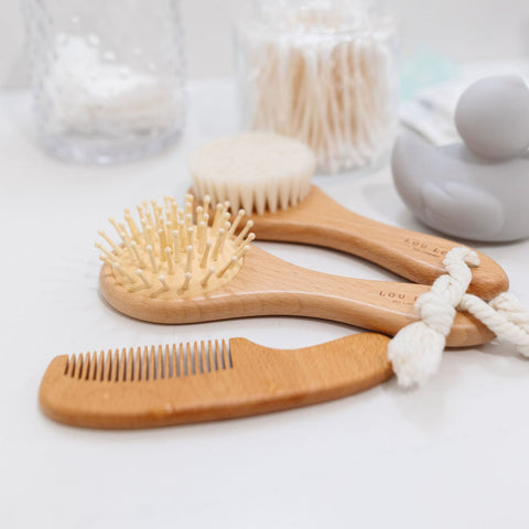 Lou Lou and Company - Bath Hairbrush Set