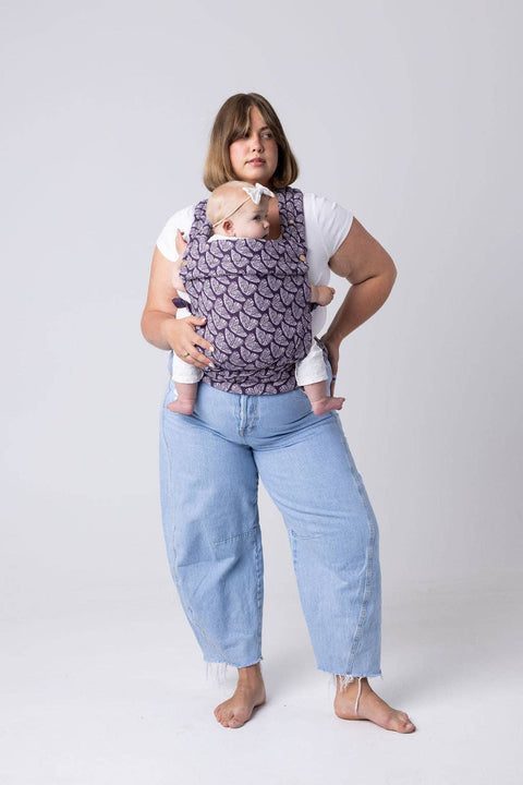 Mabē - Monarch Buckle Carrier