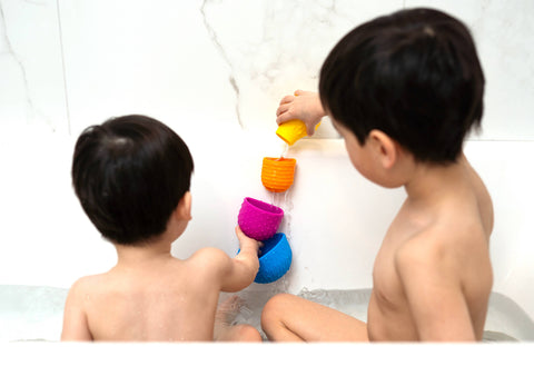 Möbi Games Inc. - Oomplz Drip Drop Suction Cups