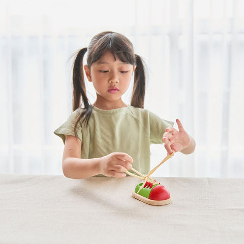 Plan Toys - Tie-Up Shoe