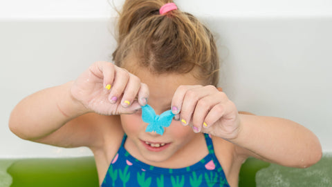 Möbi Games Inc. - Little Whale Bath Fizzies - 7 Pack