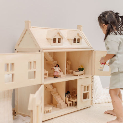Plan Toys - Victorian Dollhouse