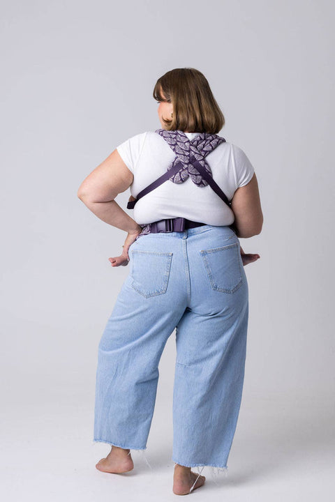 Mabē - Monarch Buckle Carrier