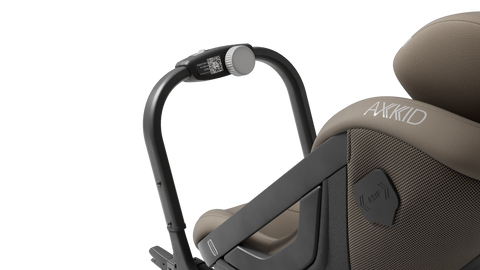 Axkid - One 3 | Rear Facing Car Seat