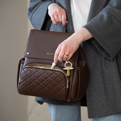Enya Mond Lunette Mini Diaper Bag - design detail, zipper pocket
