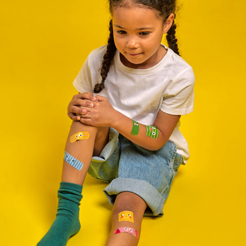 Kikkerland - Kidoki Ouchy Friends Adhesive Bandages