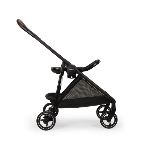 travel stroller that fits nuna pipa nuna