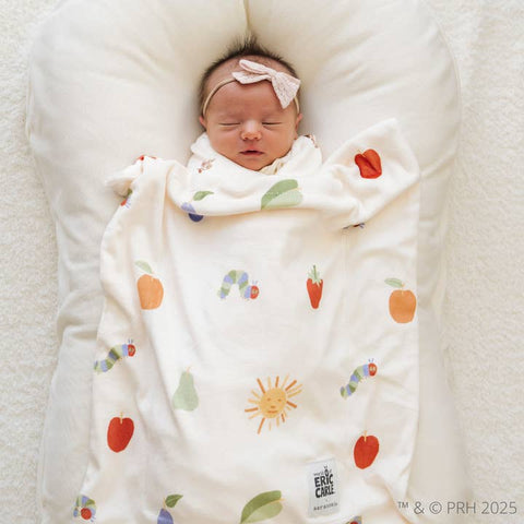 Saranoni - The Very Hungry Caterpillar Minky Stretch Luxe Blanket