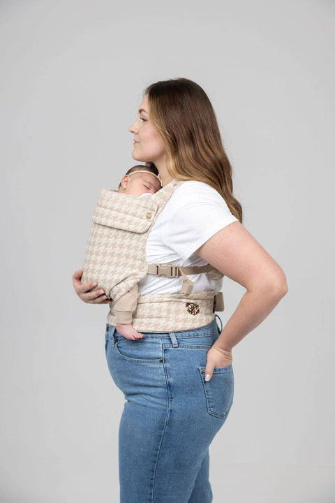 Mabē - Monarch Buckle Carrier
