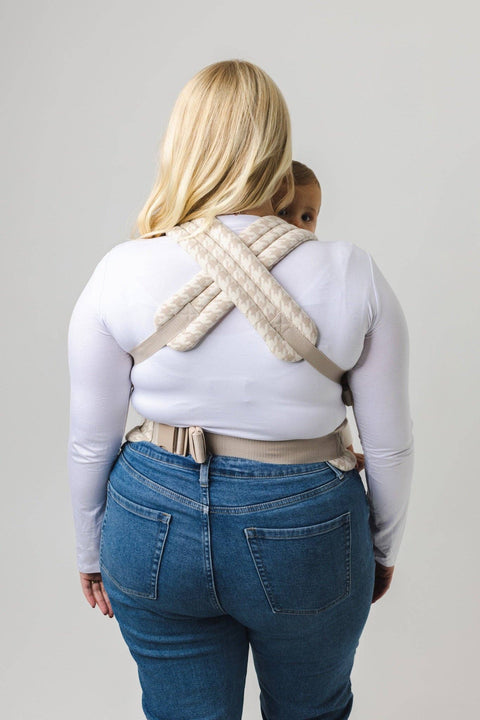 Mabē - Monarch Buckle Carrier