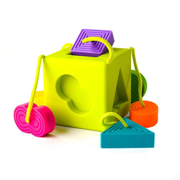 Fat Brain Toy Co. Oombee Cube Inland Mama